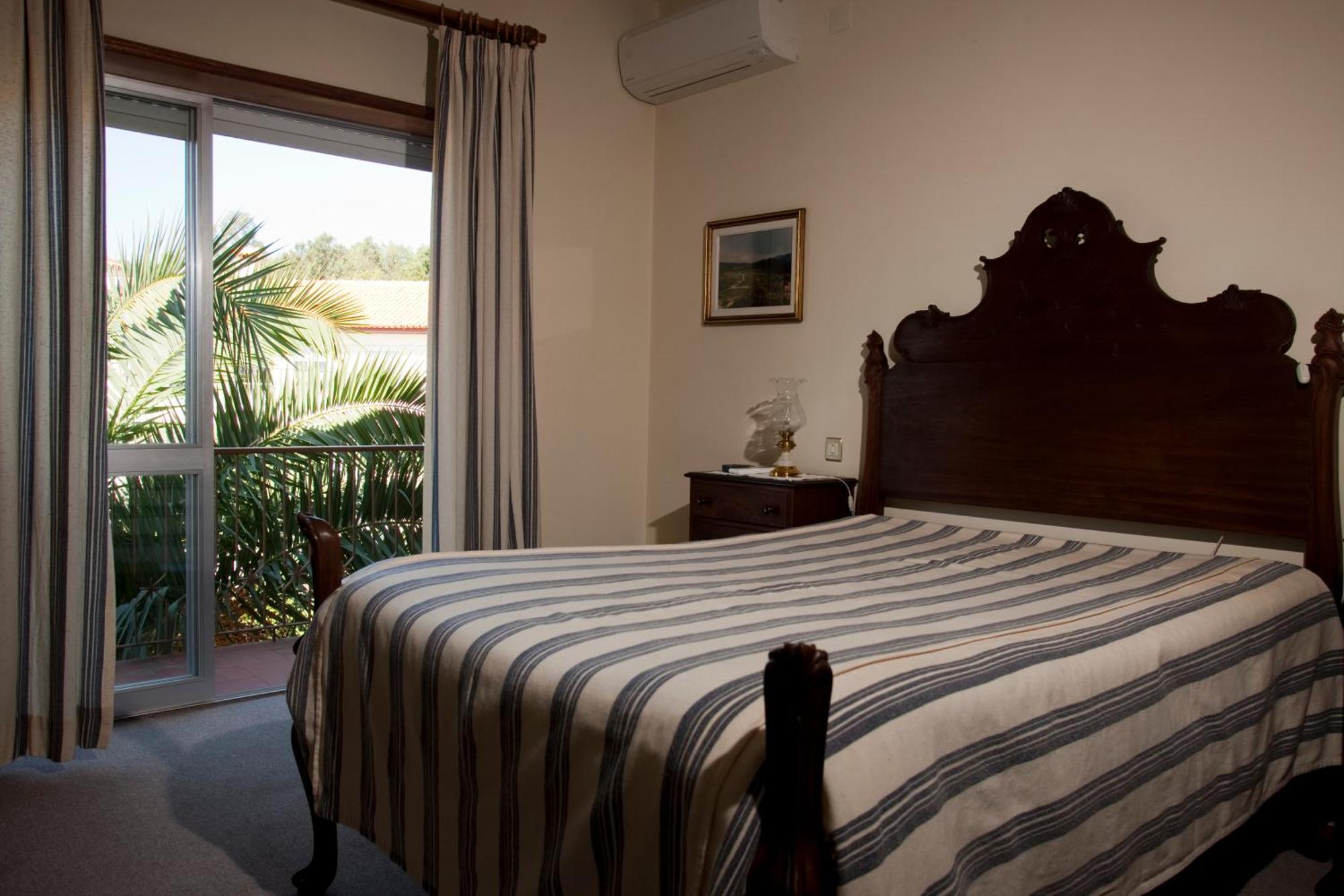 Hotel Pensao Suissa Vale de Cambra Zimmer foto